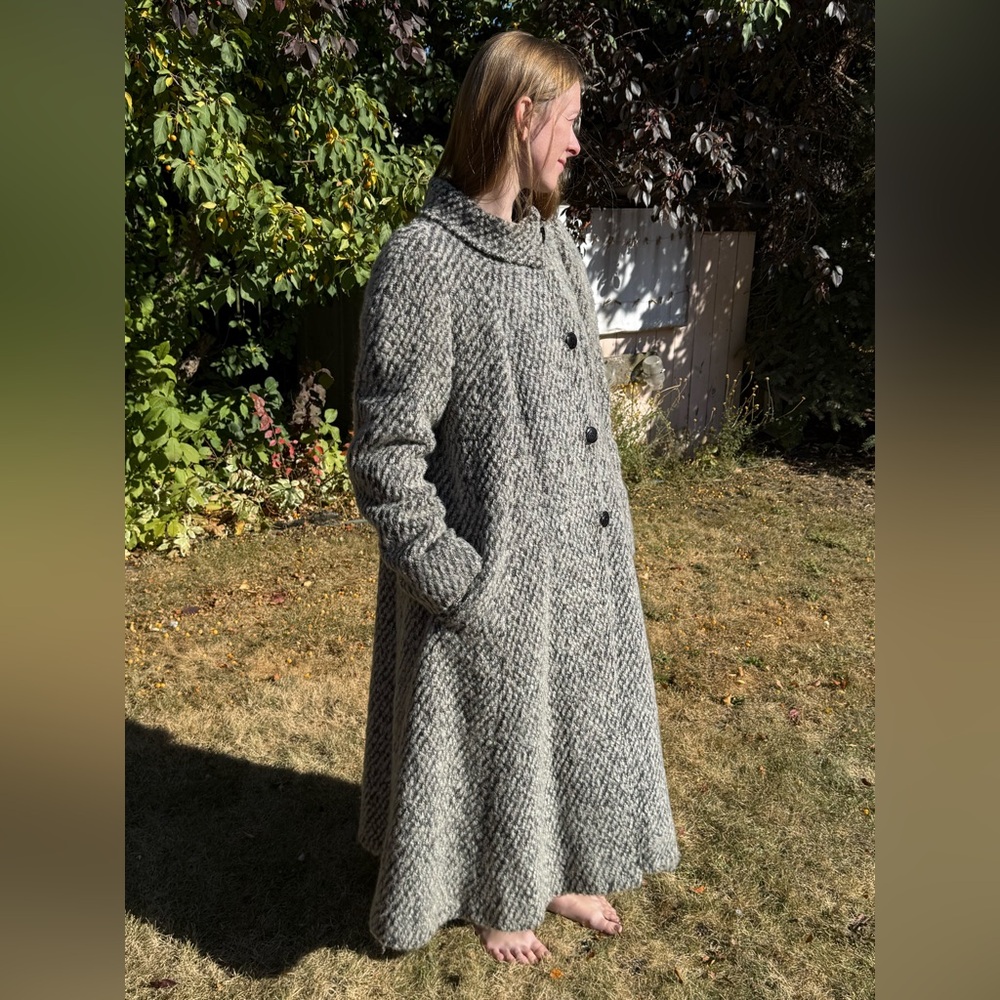 VTG 60 “Tall Girl” tweed swing long Women's Gray Wool Coat black buttons pockets